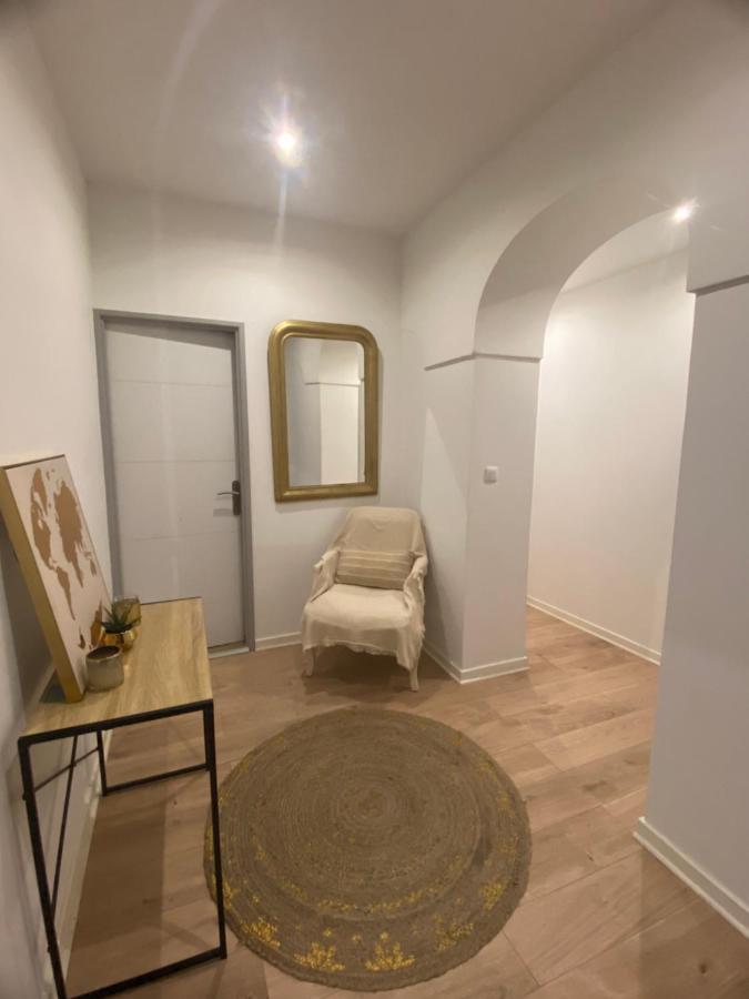Superbe T3 en plein Centre Ville rénové avec goût! Béziers Esterno foto